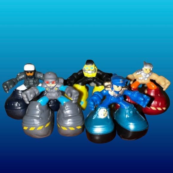 Lot of 29 Mattel Matchbox Big Boots 1.75" Action Figures - Picture 3 of 7